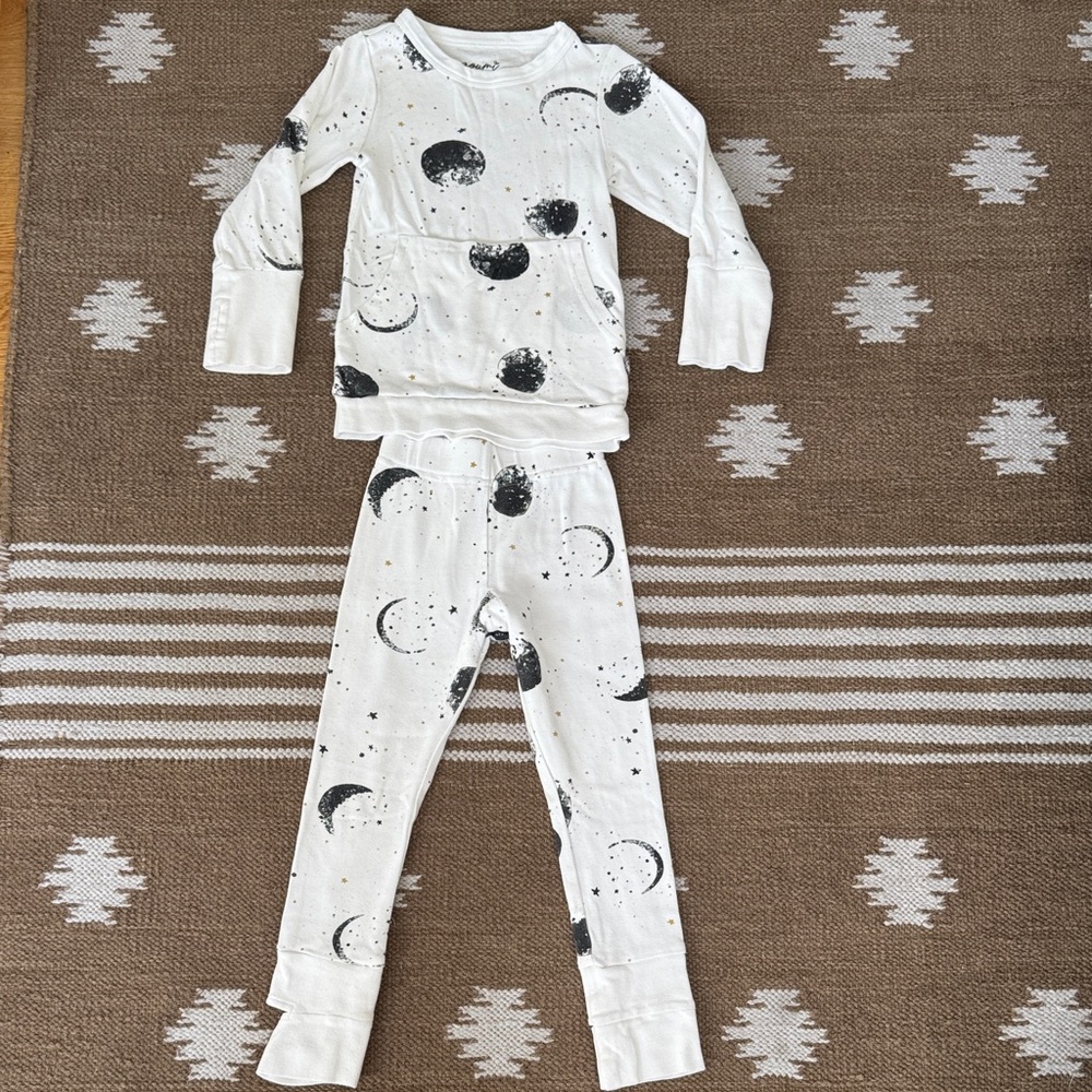 Goumi Many Moons Loungewear Set